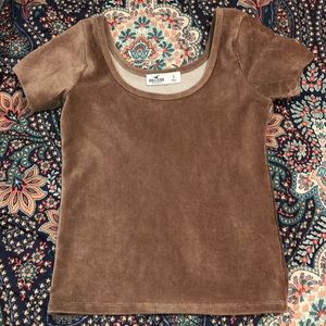 a brand new Hollister top never worn